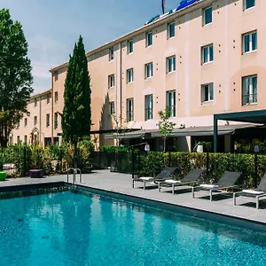 https://escale-oceania-aix-en-provence.fr-provencehotel.com